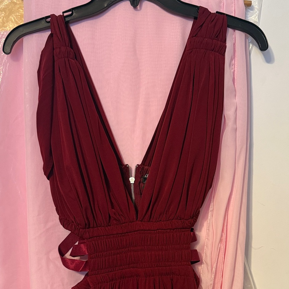 Elegant Burgundy Sleeveless Dress express